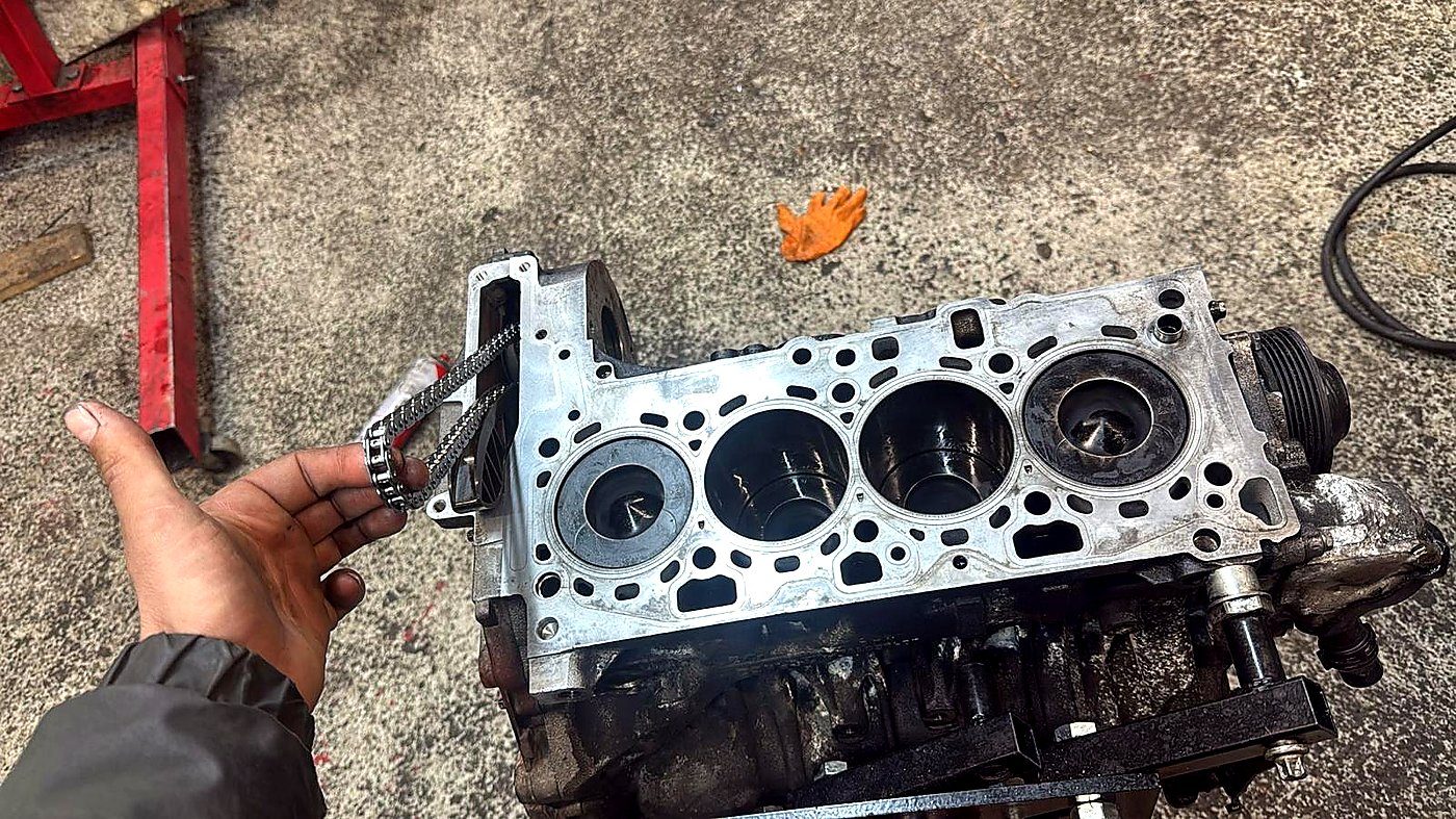 Lucrare reală de revizie motor la DezAuto ServicePark